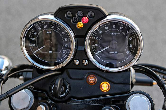2015 Moto Guzzi V 7 II Stone
